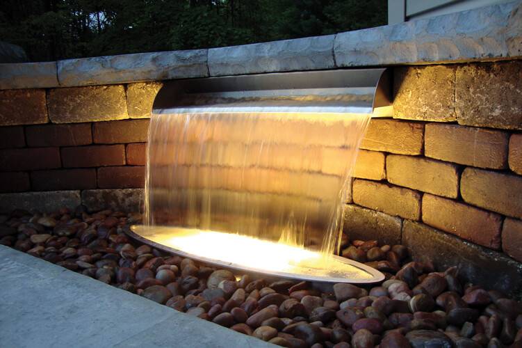 Atlantic 36" Copper Finish Spillway